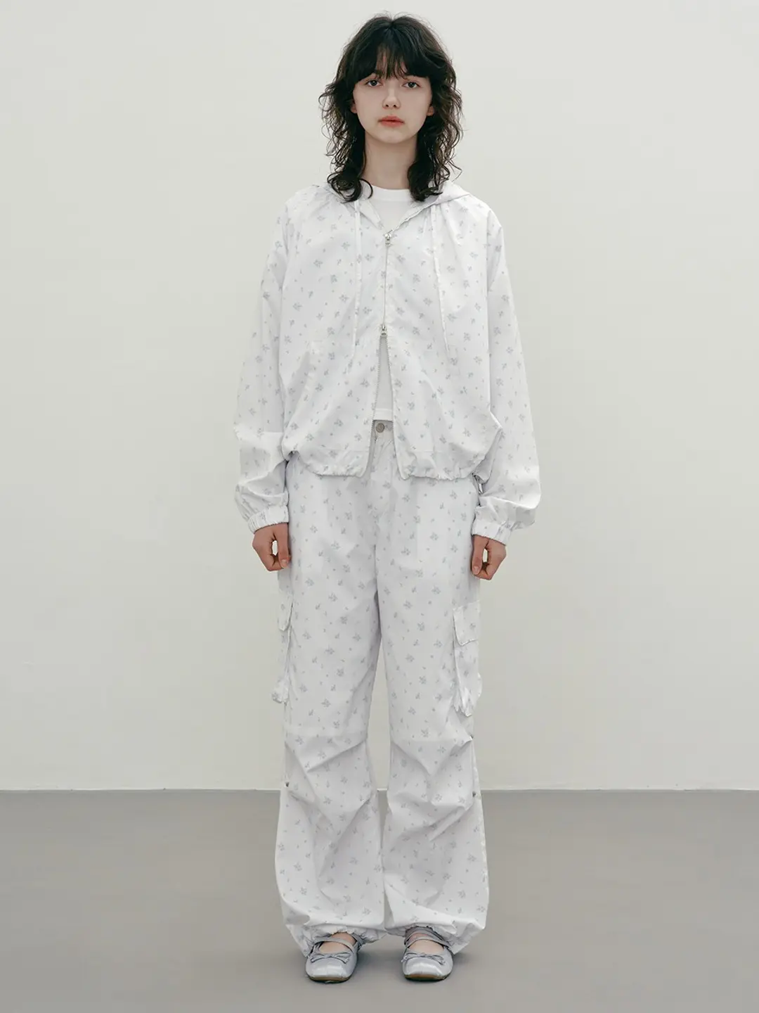 마가린핑거스 FLORAL CARGO PANTS (WHITE) 상품 이미지 2