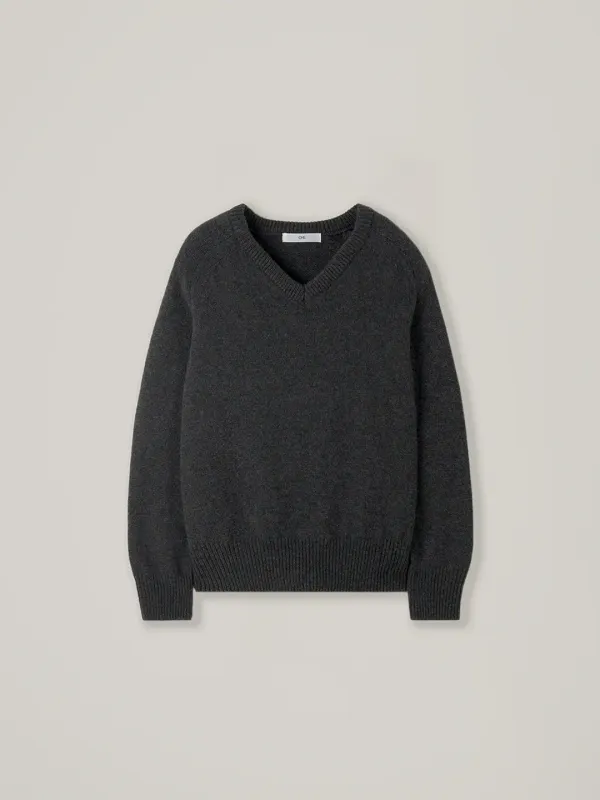 Conto v-neck alpaca knit - Charcoal