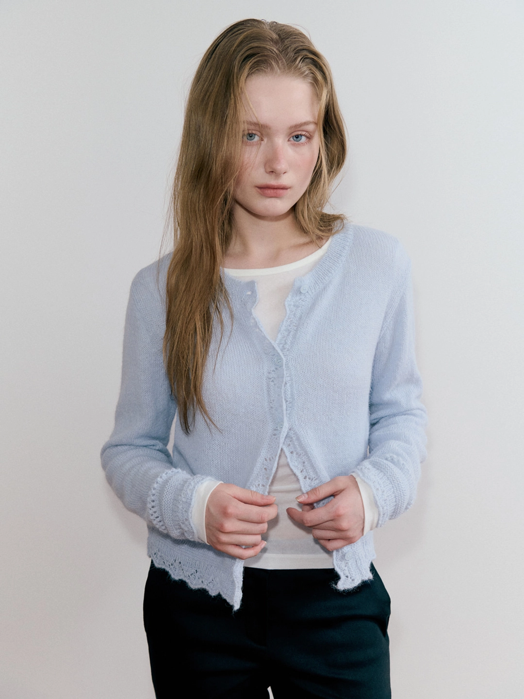 에트몽 Alpaca Scallop Knit Cardigan, Light Blue 상품 이미지 1
