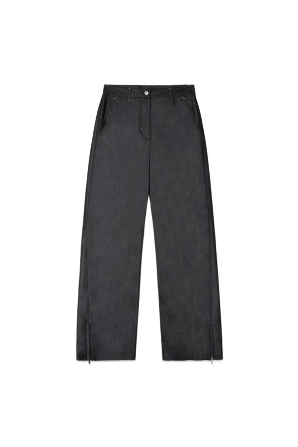 BACK TUCK DETAIL DENIM LIKE PANTS IN BLACK