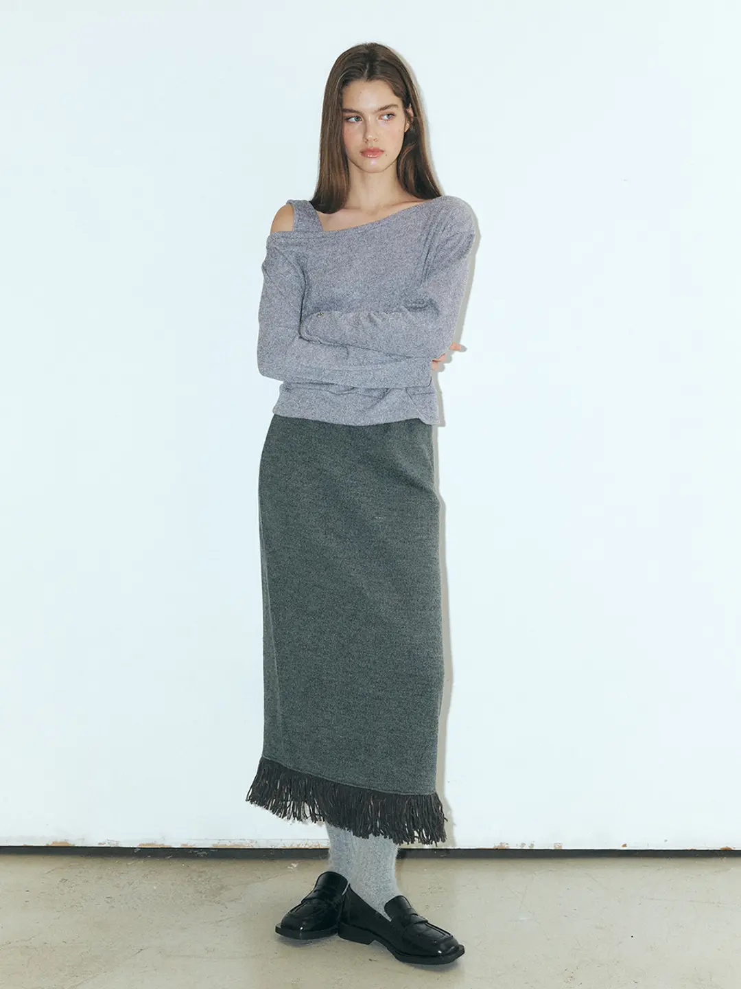 에트몽 Fringe Knitted Skirt, Grey 상품 이미지 1