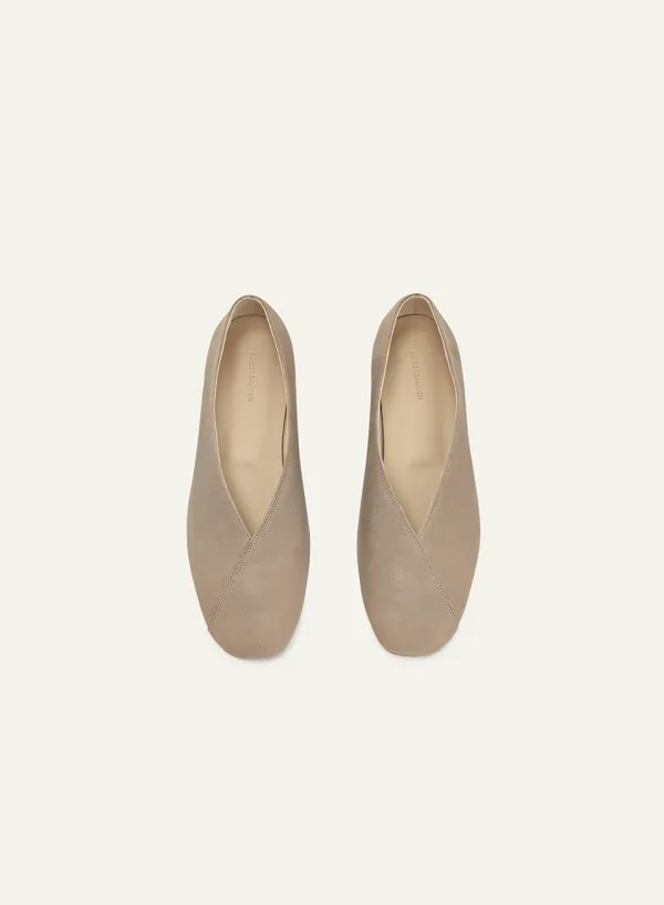 Edel Stitch Leather Flat Fog-Gray