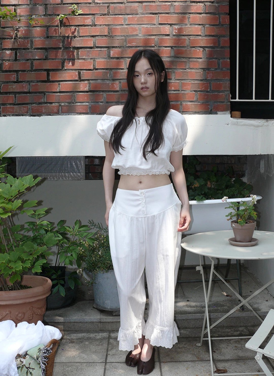 루루서울 Nina Button Frill Pants (White) 상품 이미지 2
