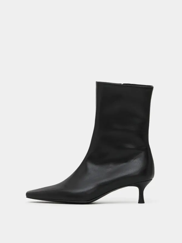 Marx middle boots