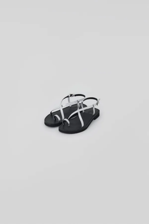 T/T T-shape strap sandal (silver)