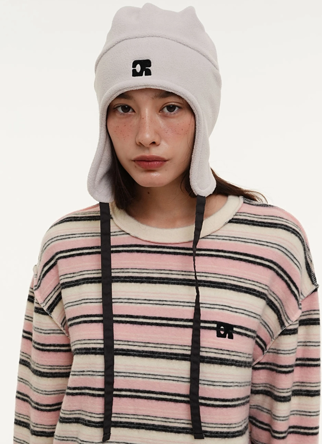 센토르 CR EMBLEM FLEECE EARFLAP_IVORY 상품 이미지 2