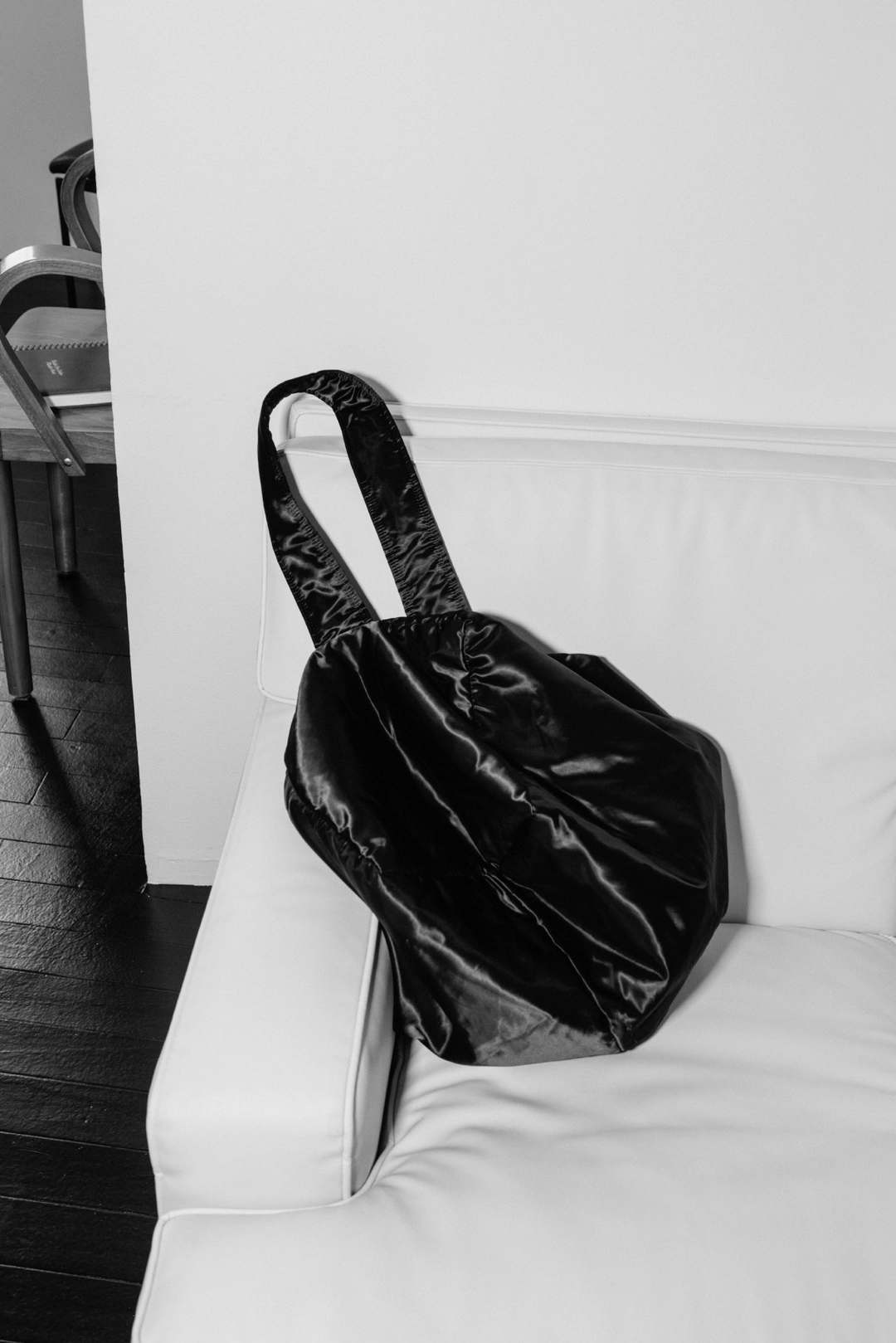 스앨더 26189_Black wide bag [dh] 상품 이미지 3