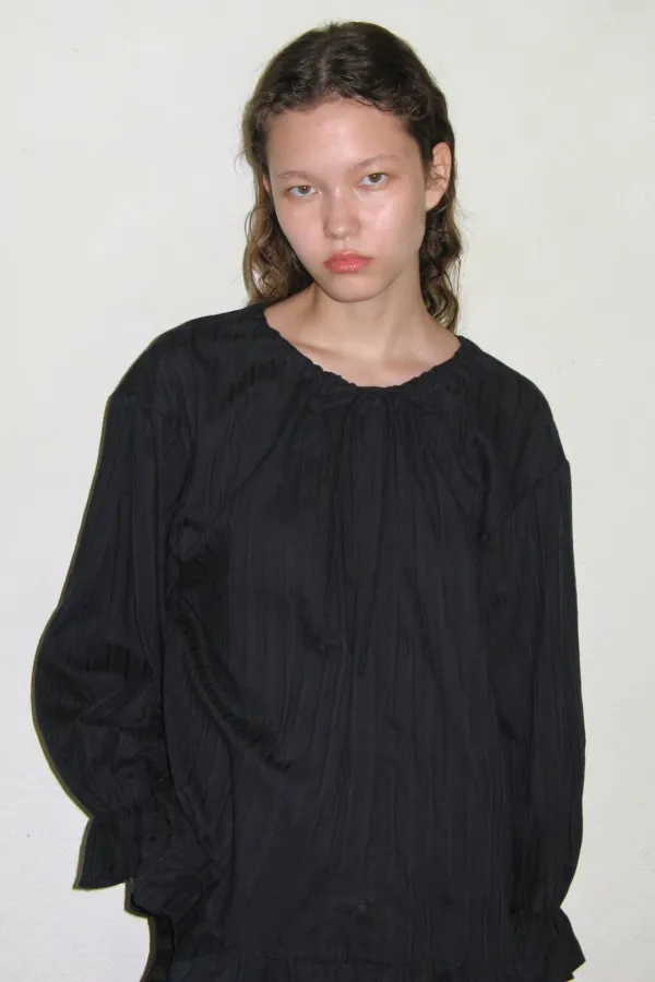 Puff Shirring Stripe Blouse (Black)