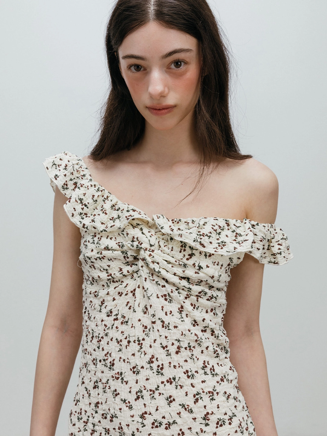 모이페어 [5/28 예약배송] FLOWER FRILL MINI DRESS / IVORY 상품 이미지 3