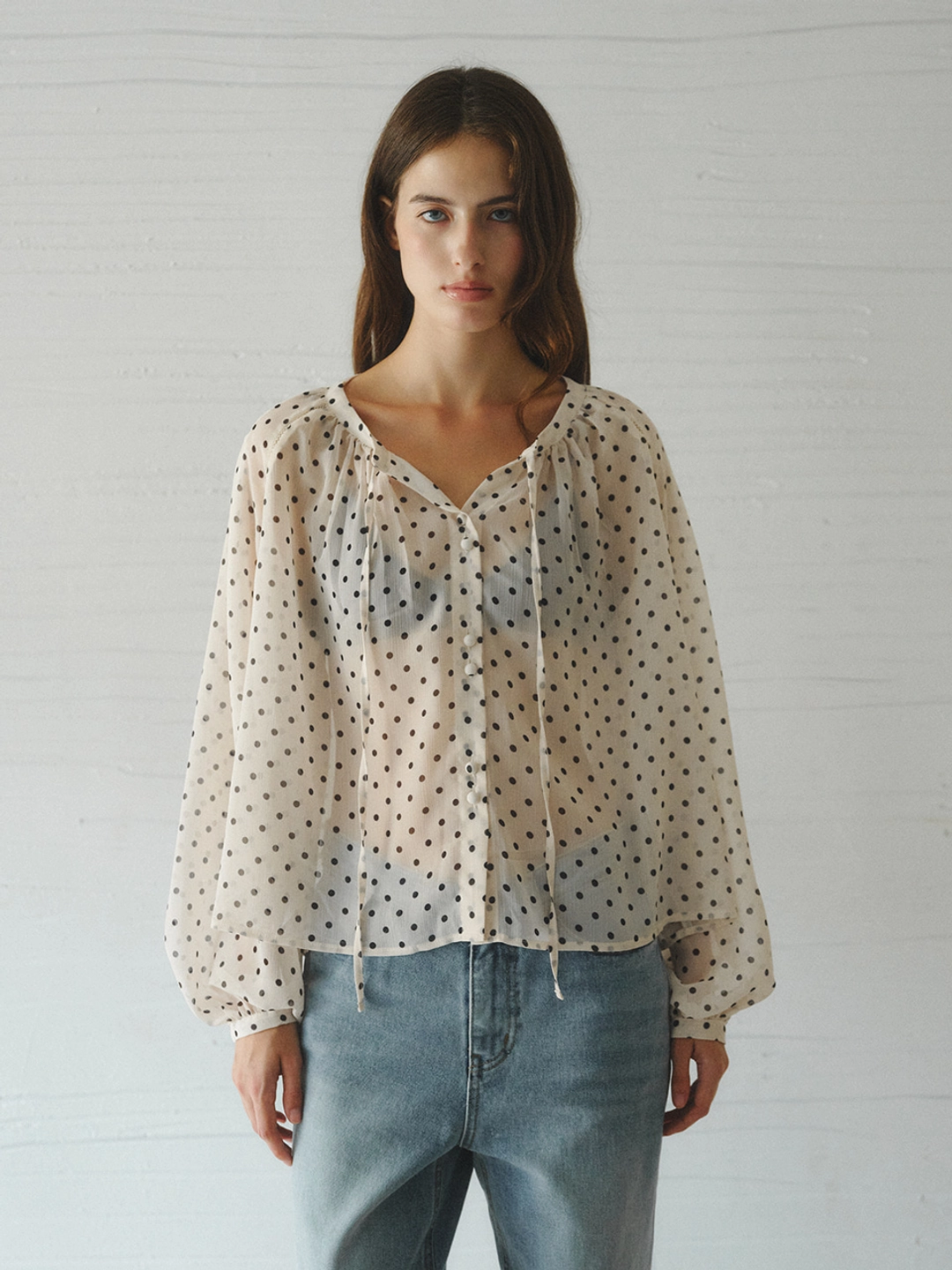르니나 LUCIA raglan shirring dot blouse_beige dot 상품 이미지 3