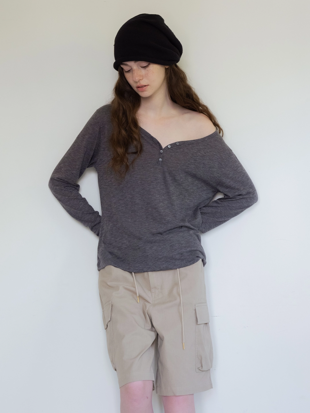 헤더먼트 sheer slub button tee (charcoal) 상품 이미지 2
