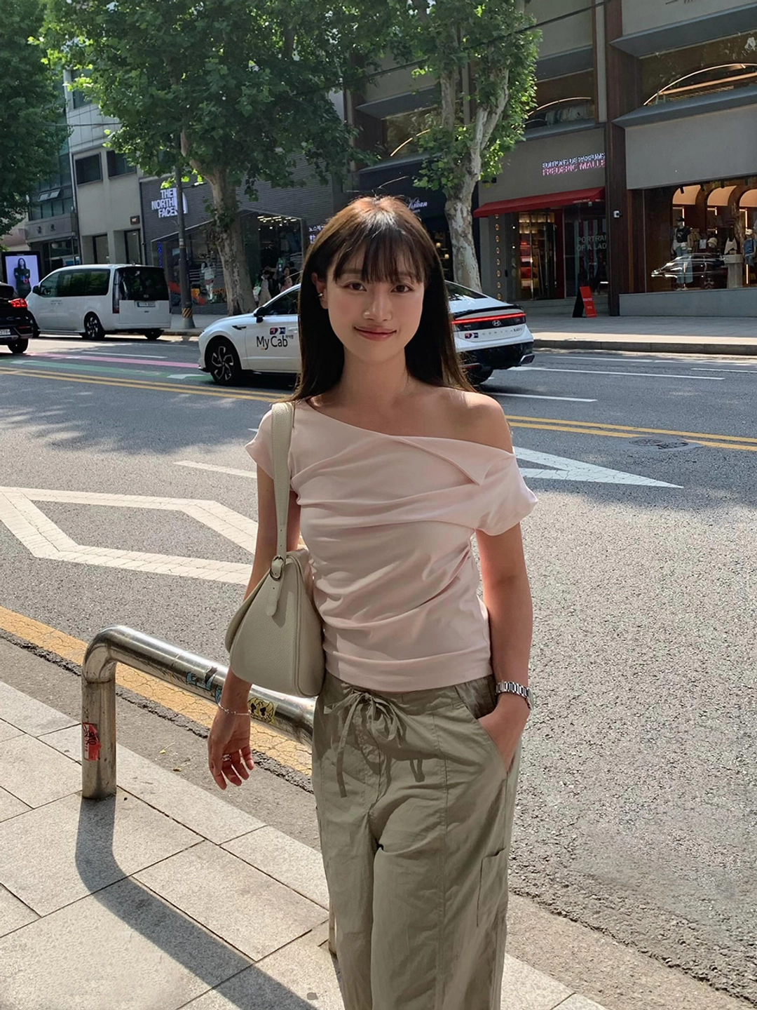 에트몽 Off Shirring T-Shirt, Light Pink 상품 이미지 1