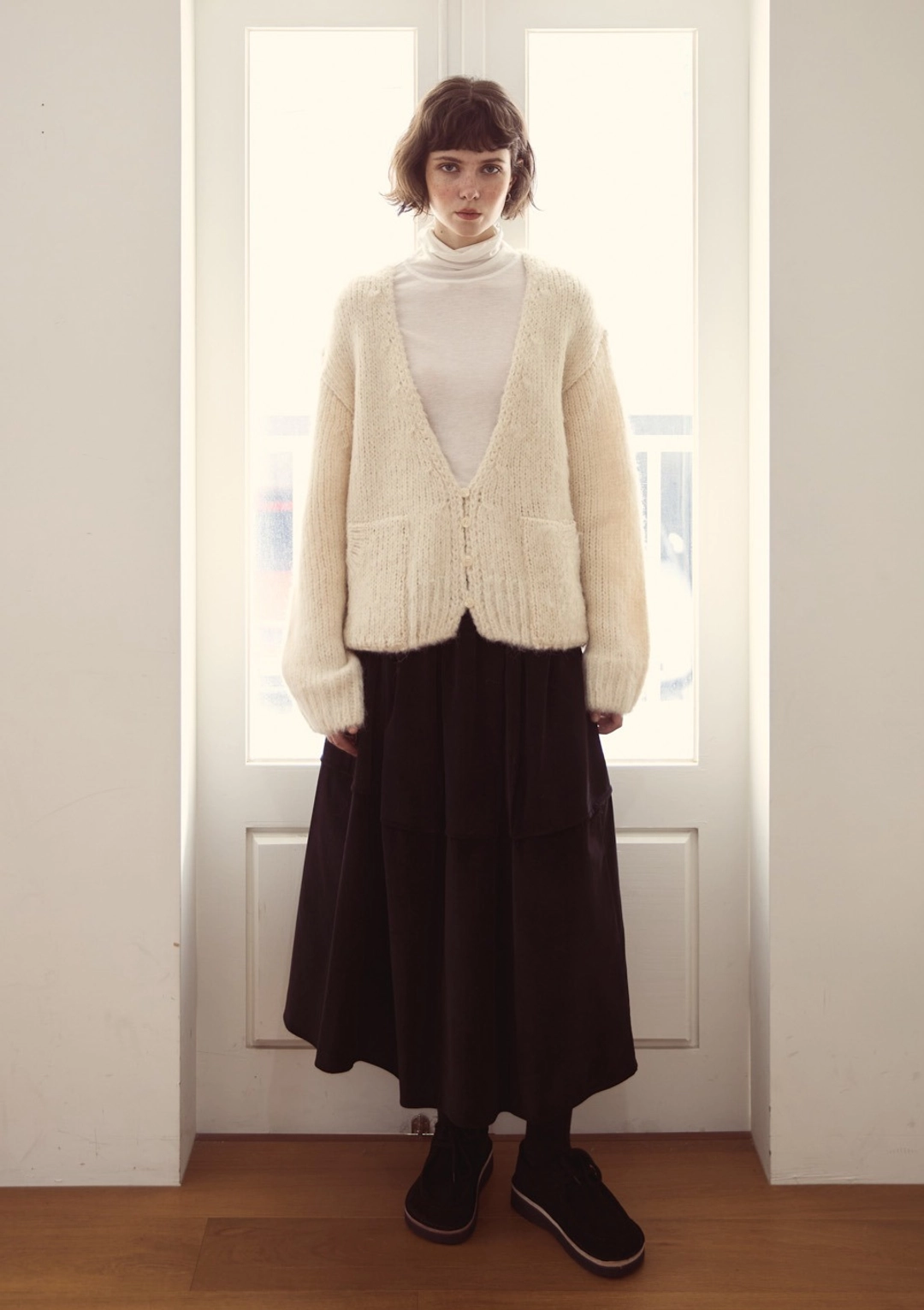 오픈도어 Volume Corduroy Skirt Black 상품 이미지 2
