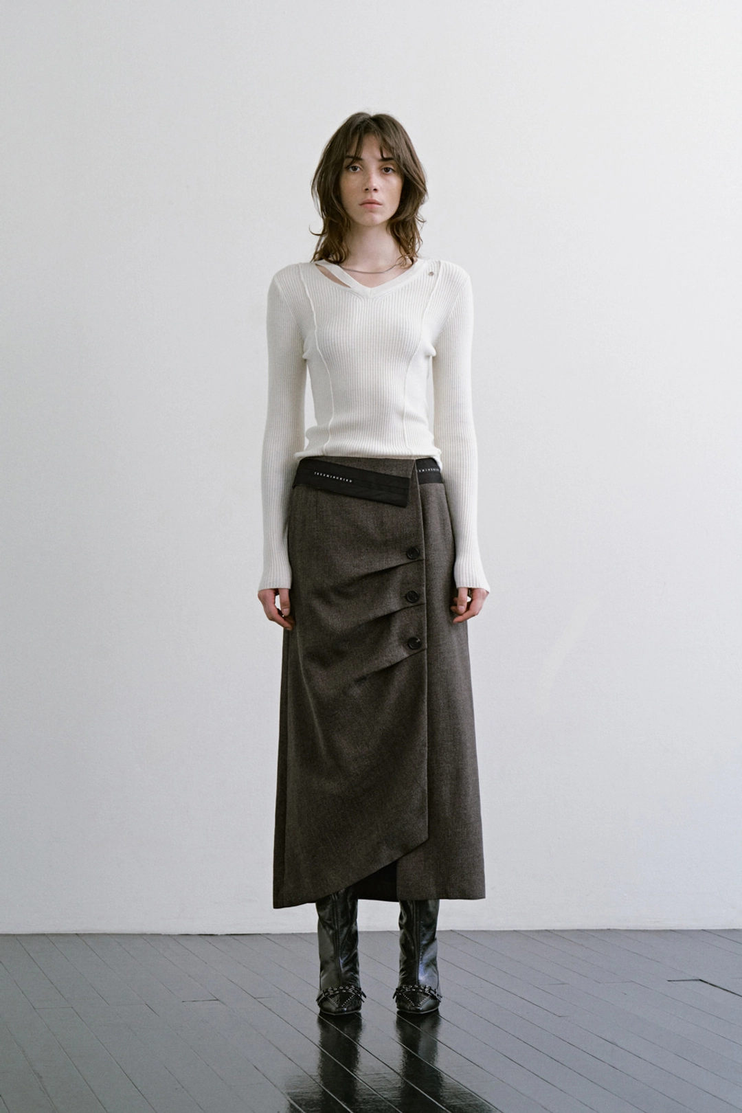 트리밍버드 Back Slit Knit Pullover [ Ivory ] 상품 이미지 2