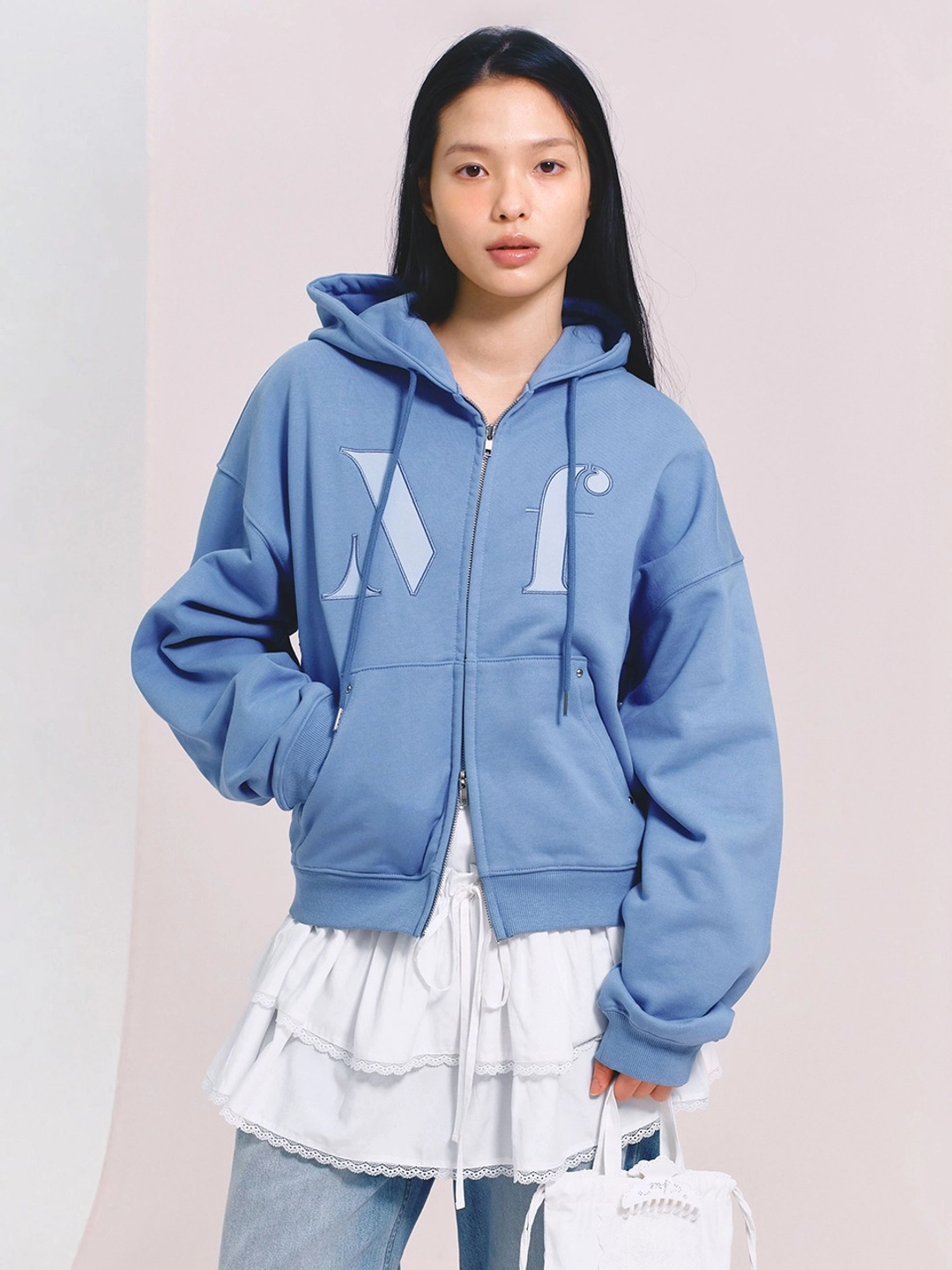 마가린핑거스 LOGO APPLIQUE HOODIE ZIP-UP (BLUE) 상품 이미지 2