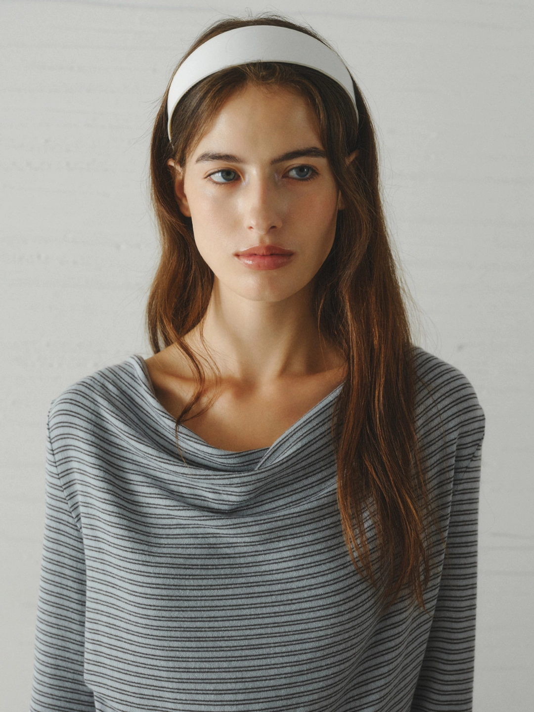 르니나 [10/7 예약배송] GRACE draped stripe t-shirt_mint stripe 상품 이미지 2