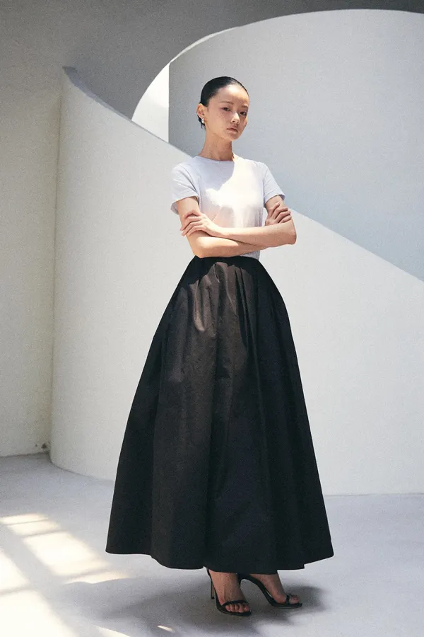 COTTON VOLUME FLARE LONG SKIRT