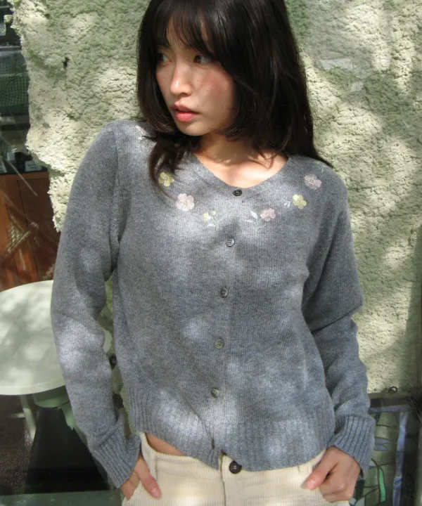 [10/12 순차배송] FLOWER EMBROIDERY CARDIGAN GREY