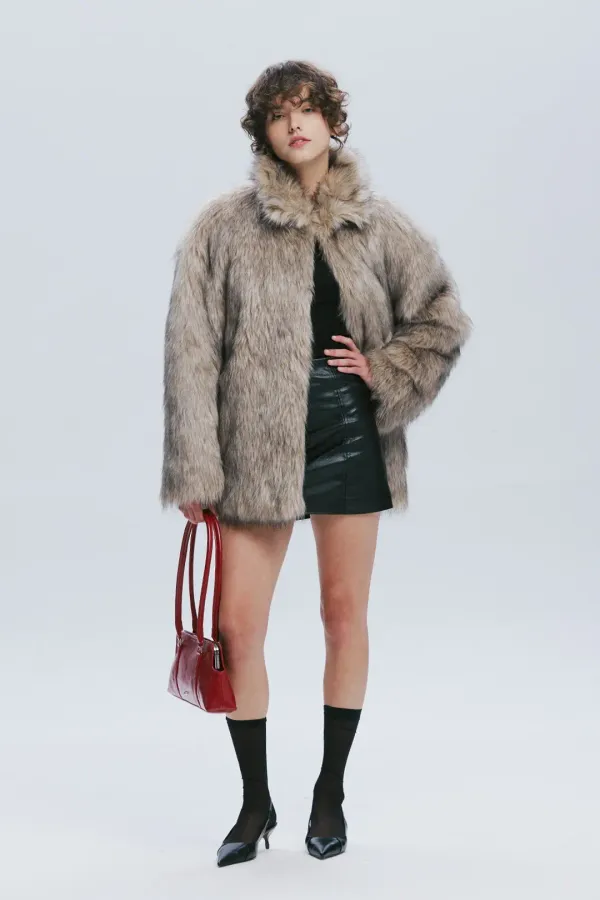 [4TH] OVERSIZED FUR JACKET V3 (MOCHA BEIGE)