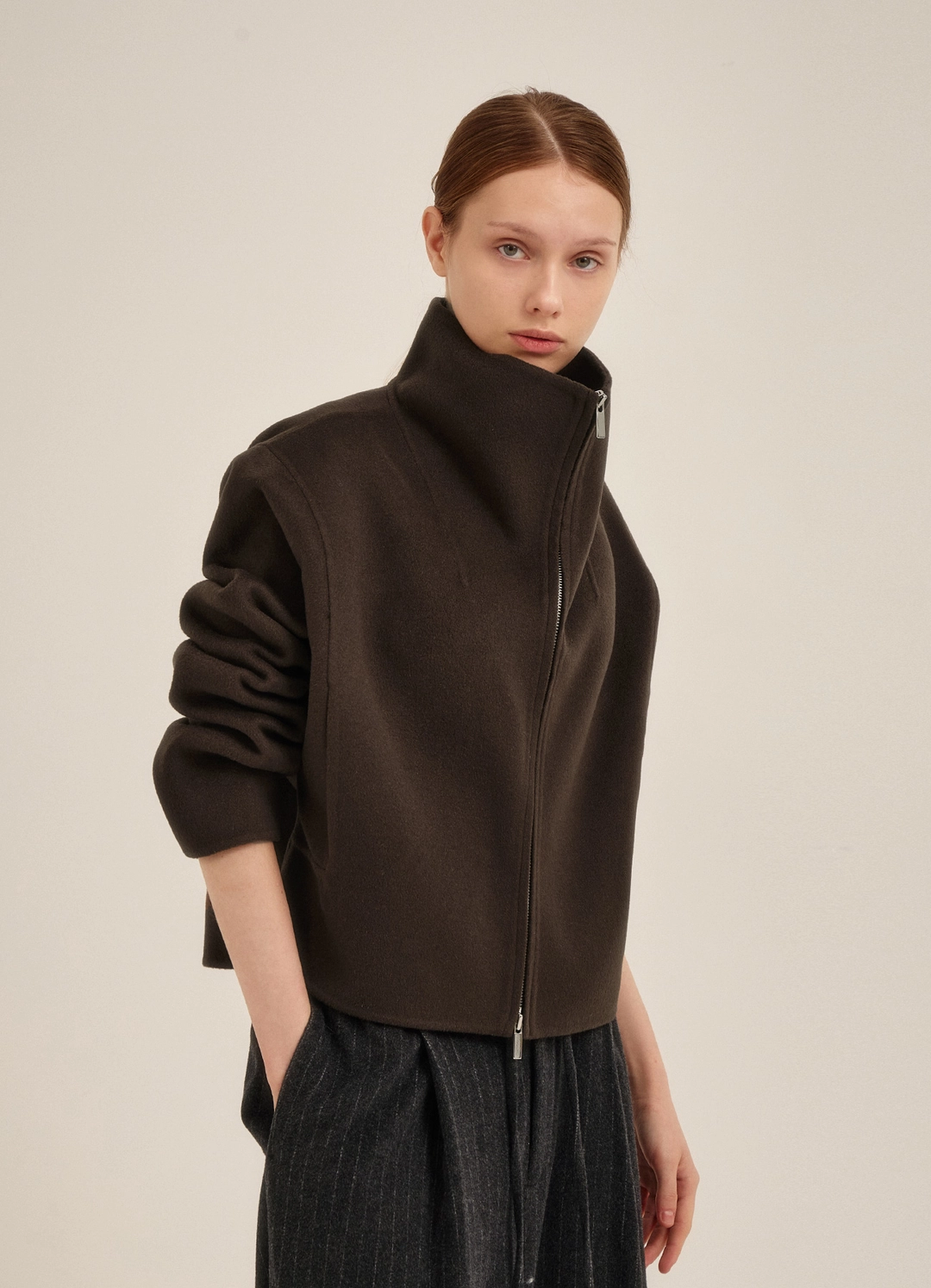 뮤제라 Maren Sculpted High Neck Coat - 뮤제라 상품 이미지 2