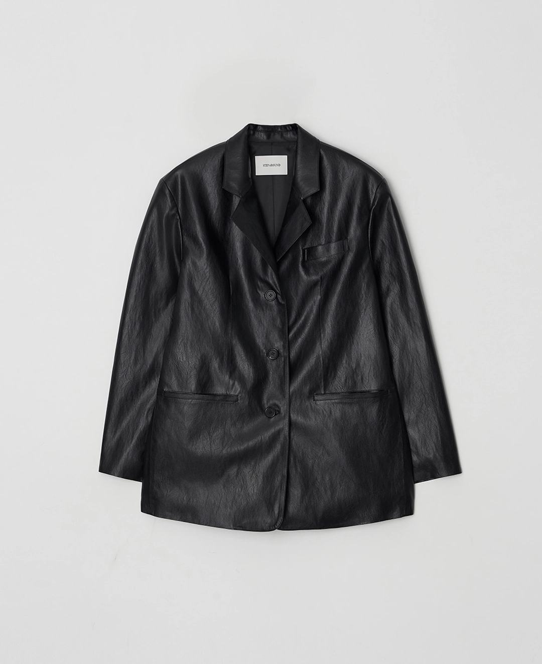 스텝어라운드 [8차] Oversized Faux Leather Three-Button Blazer_BLACK 상품 이미지 1