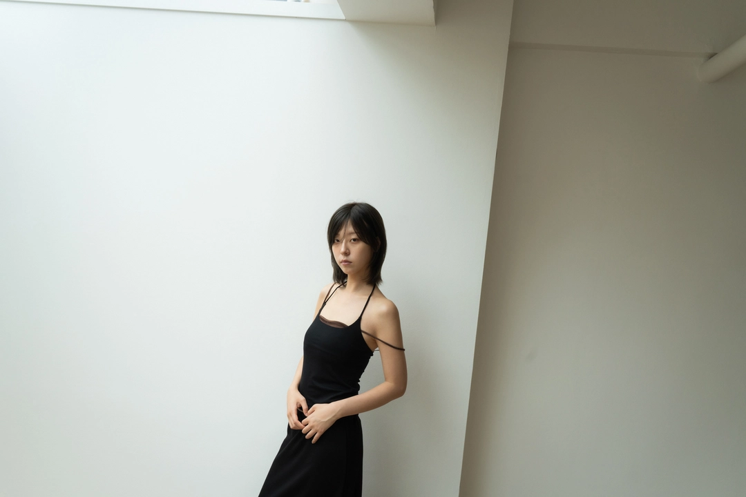 레터 Reversible halter neck top (black/charcoal) 상품 이미지 1