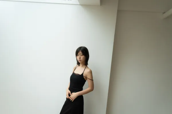 Reversible halter neck top (black/charcoal)