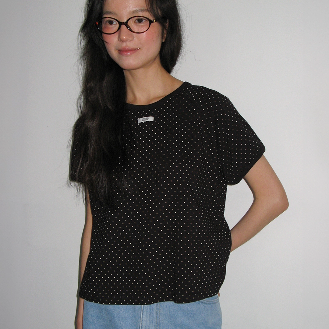 론론 DOT RINGER PUFF T SHIRT BLACK 상품 이미지 1
