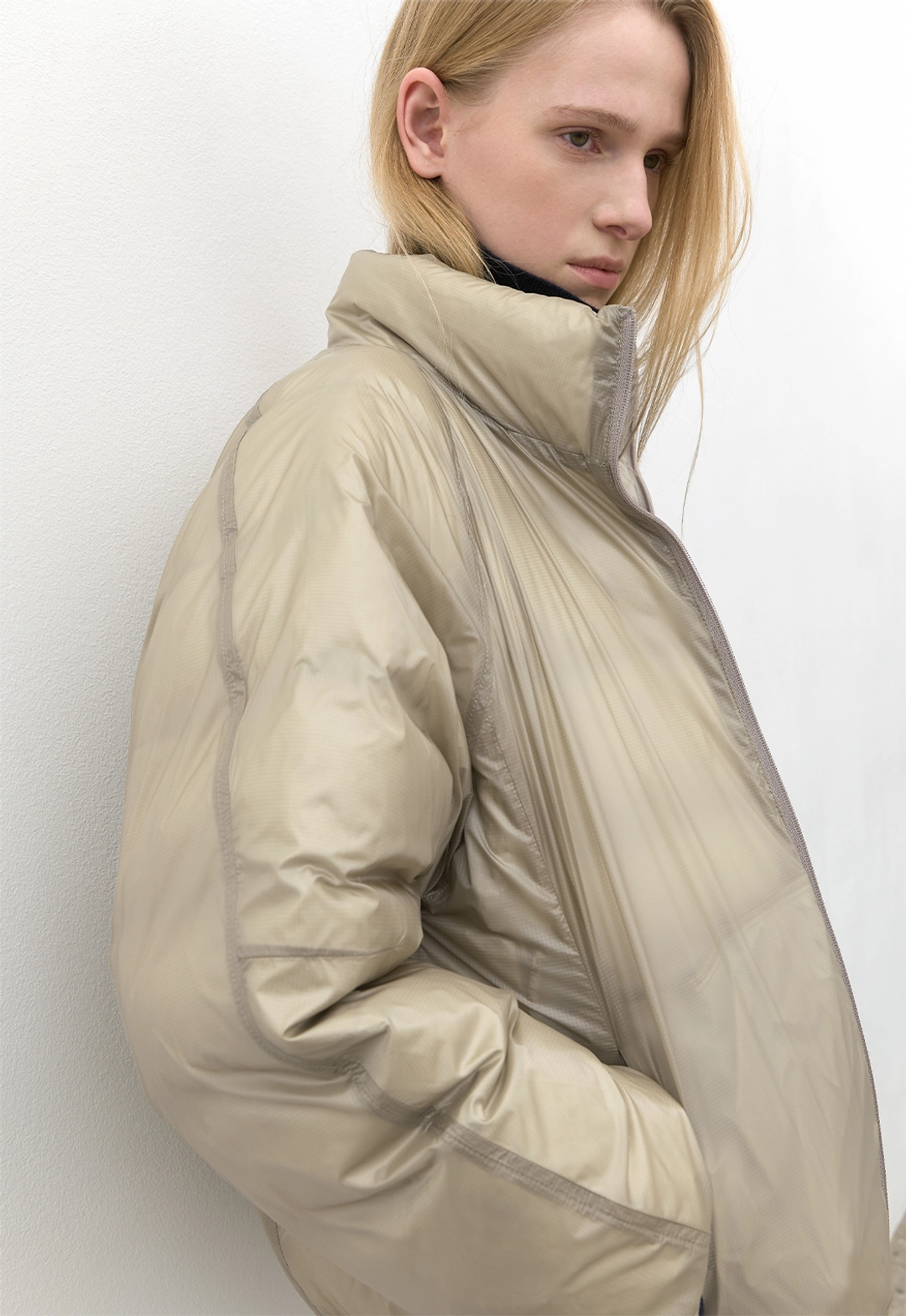아뜰리에 나인 (JP-605)NYLON REVERSIBLE VOLUME DOWN JUMPER 상품 이미지 3
