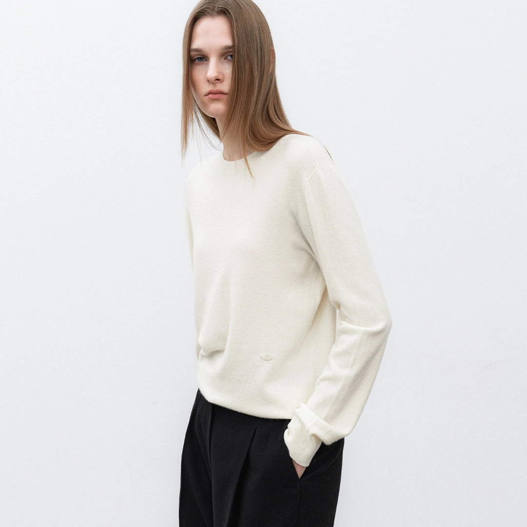 아뜰리에 나인 (T-7153)ESSENTIAL WHOLE GARMENT ROUND NECK KNIT 상품 이미지 1