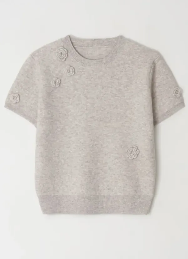 HANDMADE FLOWER SHORT SLEEVE KNIT OATMEAL