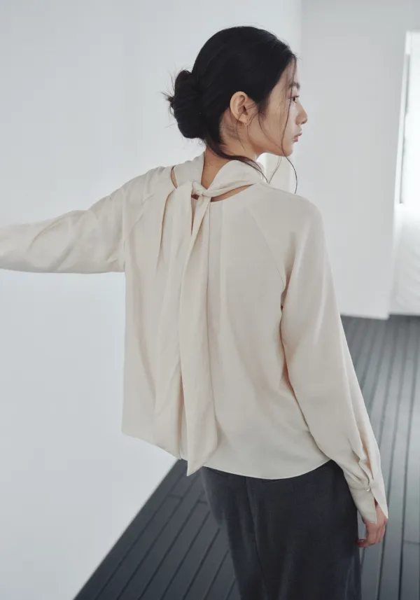 Lise Tie Long Sleeve Blouse