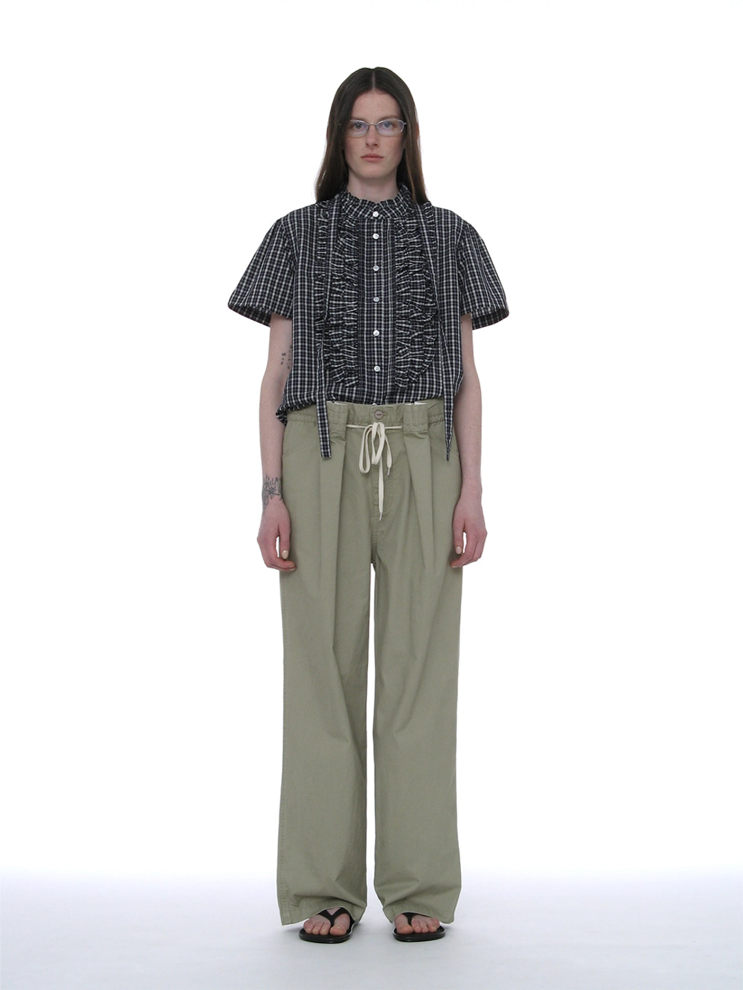파르티멘토 [WOMEN] SCARF RUFFLE PINTUCK BLOUSE_NAVY CHECK 상품 이미지 2