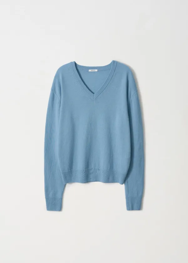 Serene V-Neck Knit_Powder Sky