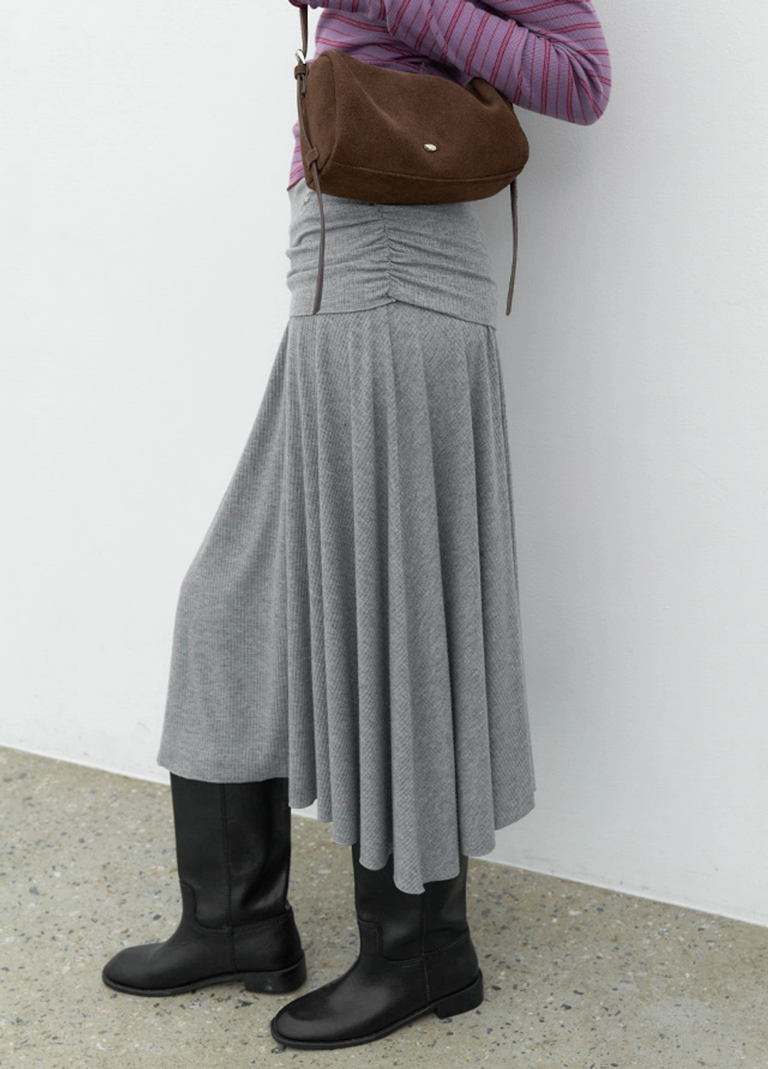 아뜰리에 나인 (SK-5120)JERSEY SHIRRING FLARE INTERLOCK SKIRT 상품 이미지 2