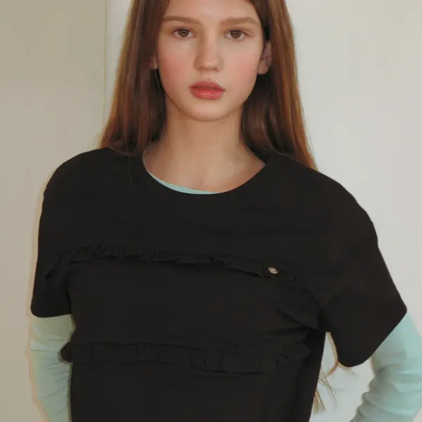 PENDANT LINE FRILL BASIC FIT T SHIRT BLACK