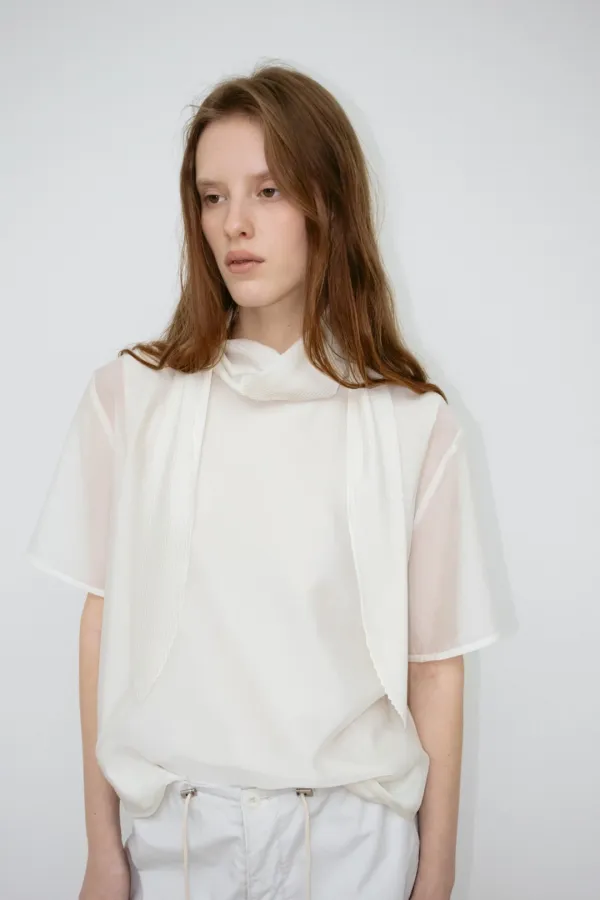 Pleats Scarf Blouse (Ivory)