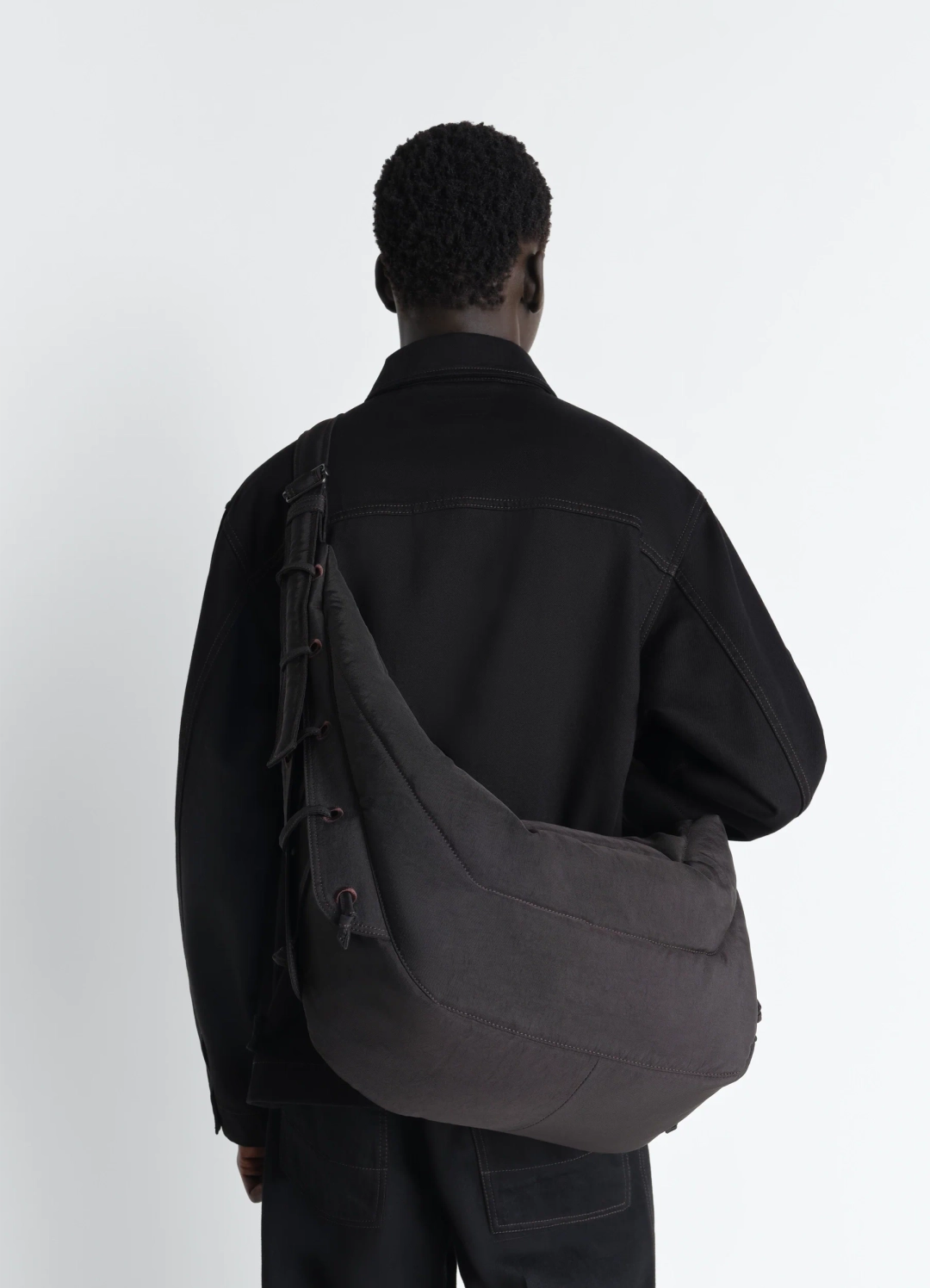 르메르 LARGE SOFT GAME BAG IN NYLON CANVAS 상품 이미지 2