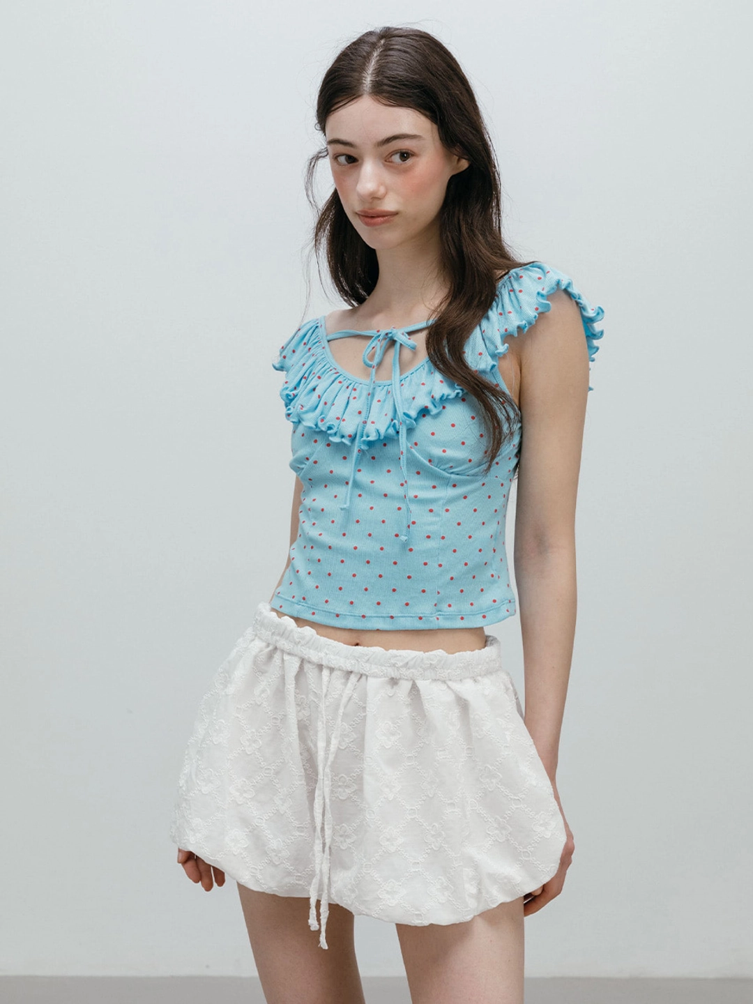 모이페어 FLOWER BALLOON SHORTS / WHITE 상품 이미지 3