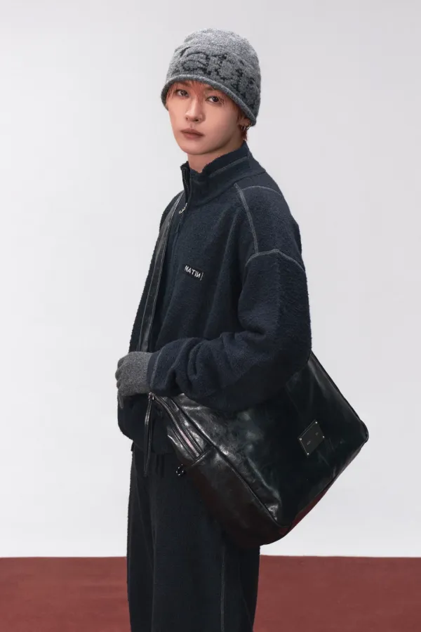 PADDED EYELET BIG BAG IN BLACK