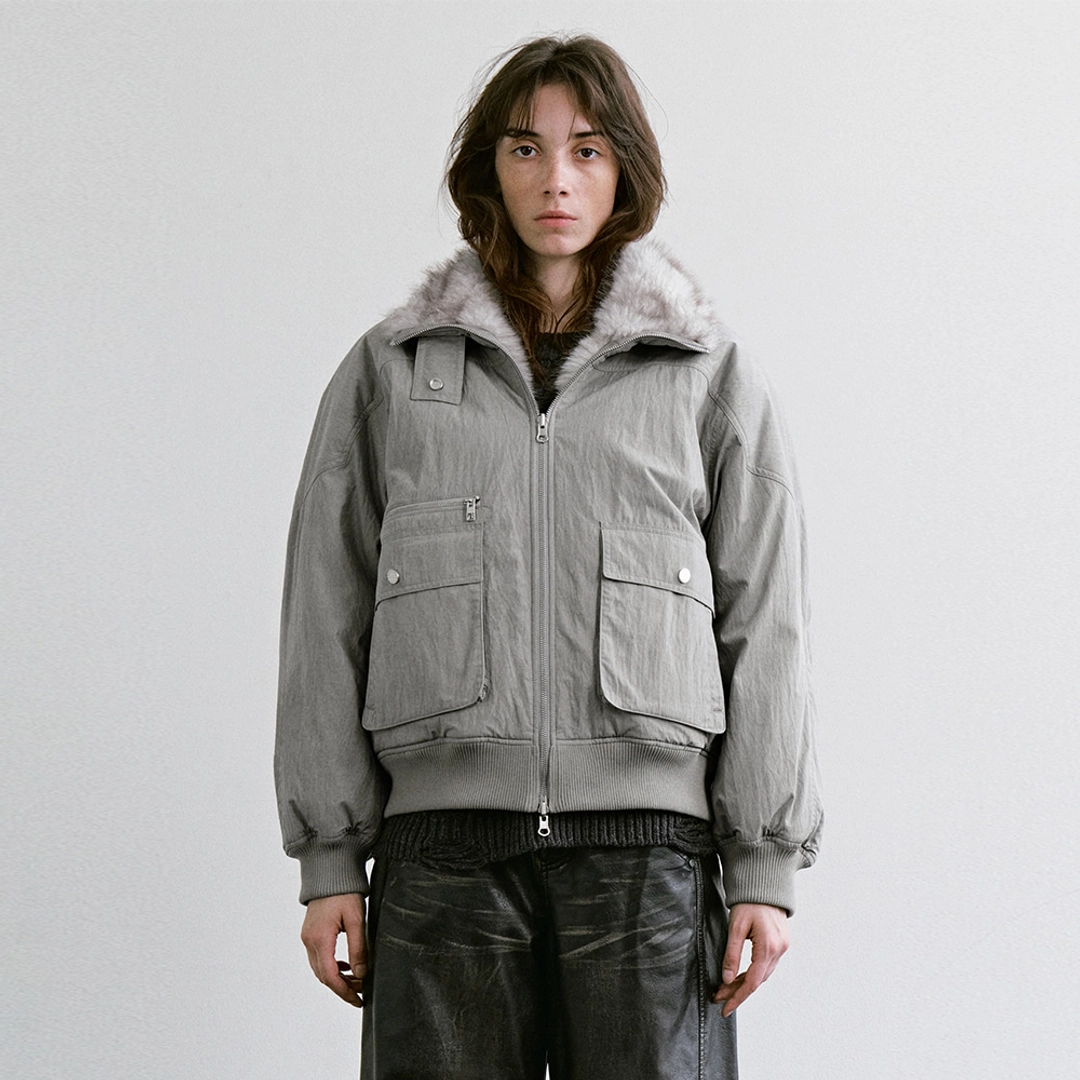 트리밍버드 Reversible Fur Bomber Jacket [ Light Khaki ] 상품 이미지 2