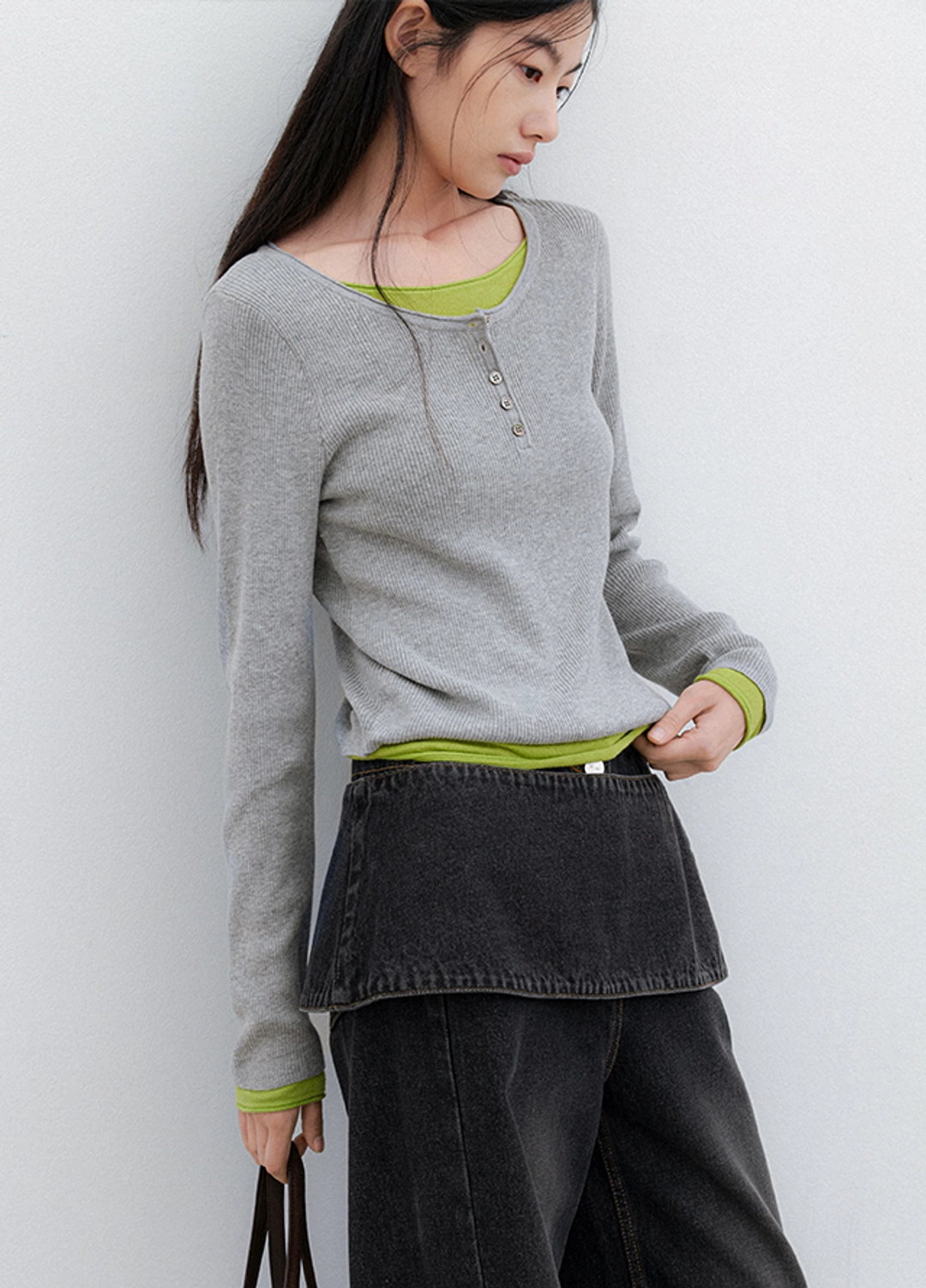 아뜰리에 나인 (T-7293)COLOR-BLOCK HENLEY NECK LAYERED KNIT 상품 이미지 2