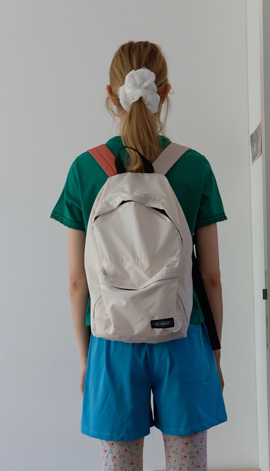 노컨텐츠 214. Multi Color Backpack _ Ivory 상품 이미지 1