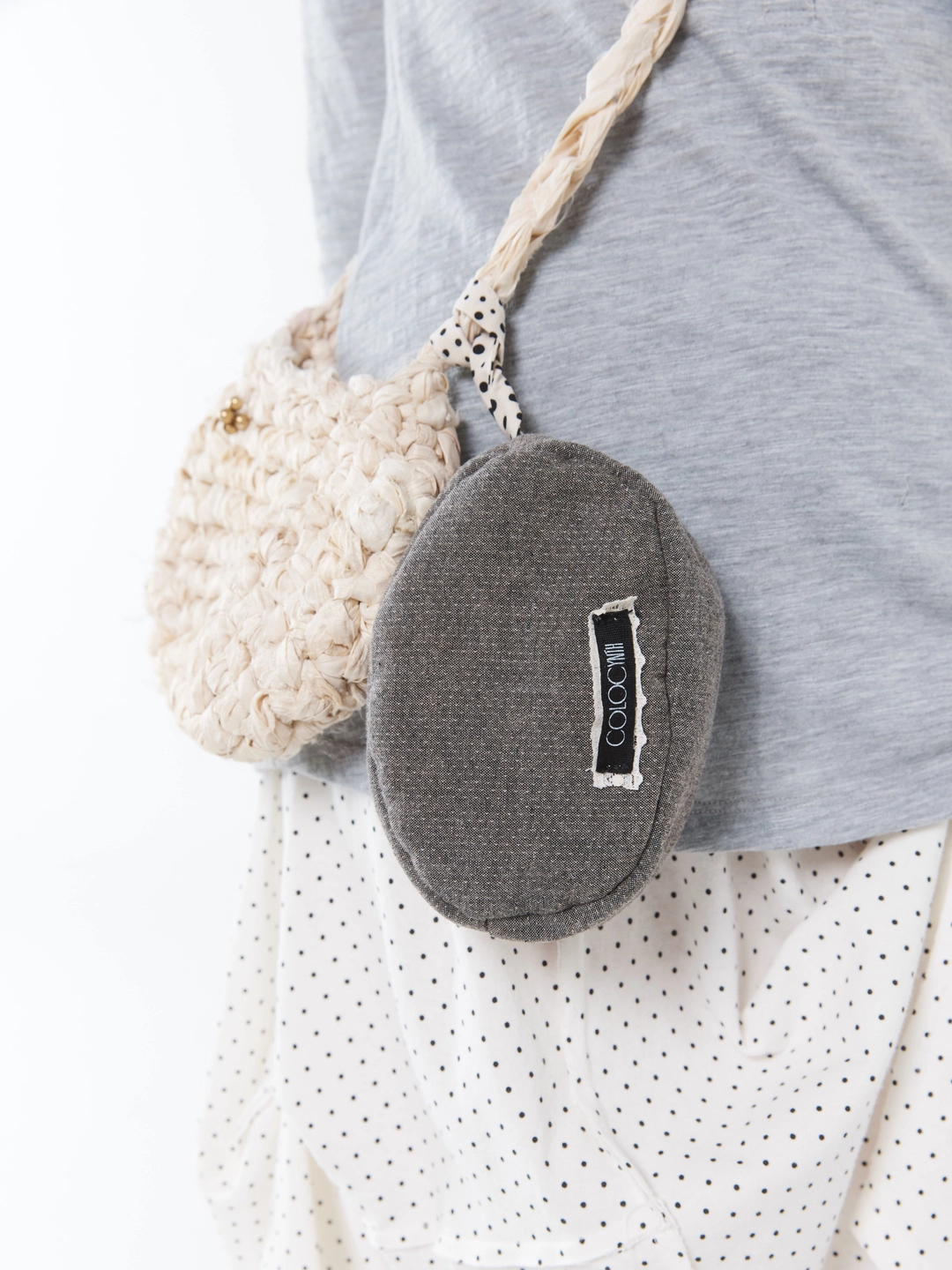 콜로신스 PEBBLE POUCH BROWN DOT 상품 이미지 2