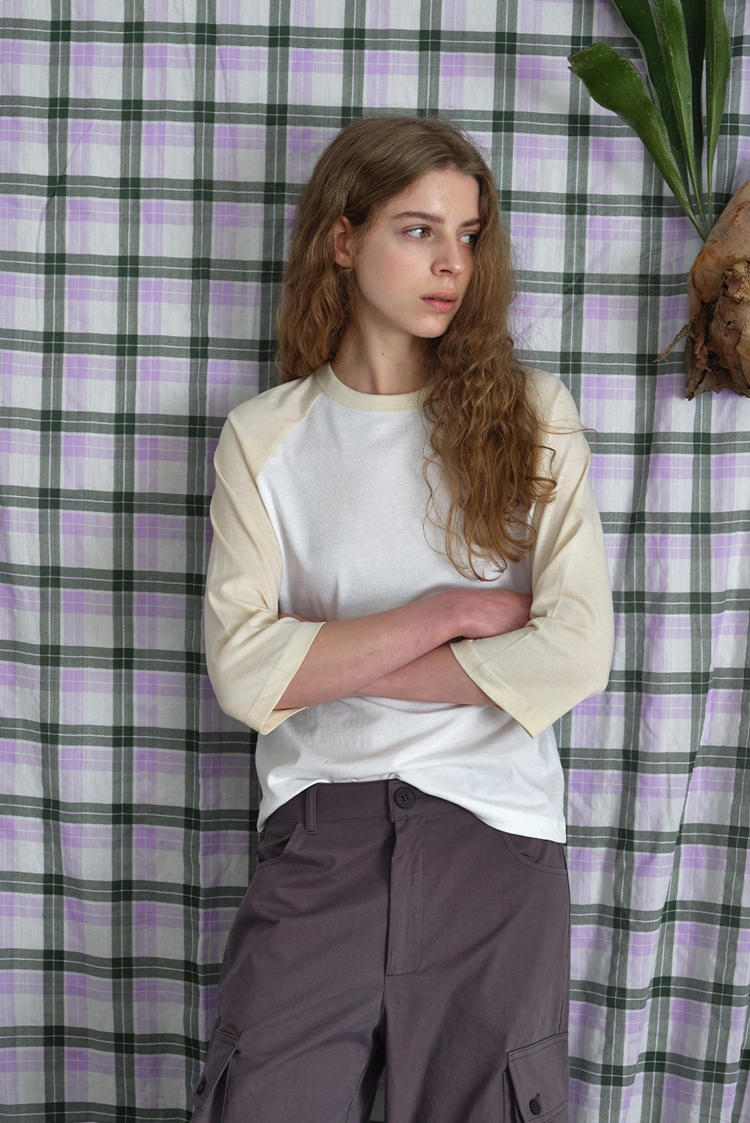브렌다 브렌든 summer raglan tee - beige 상품 이미지 2