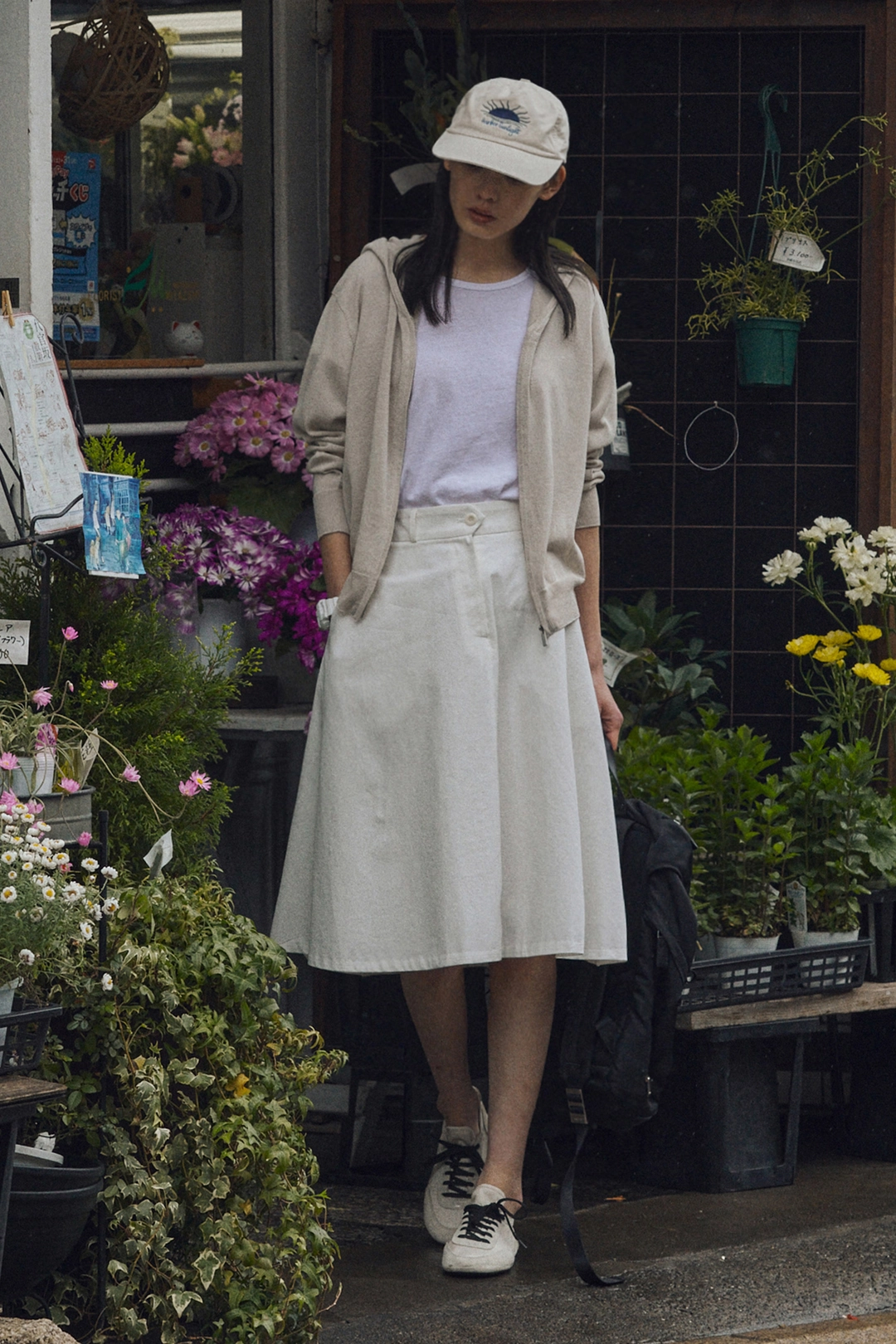 세이지먼트 DOLPHIN FLARE HALF SKIRT_IVORY 상품 이미지 2