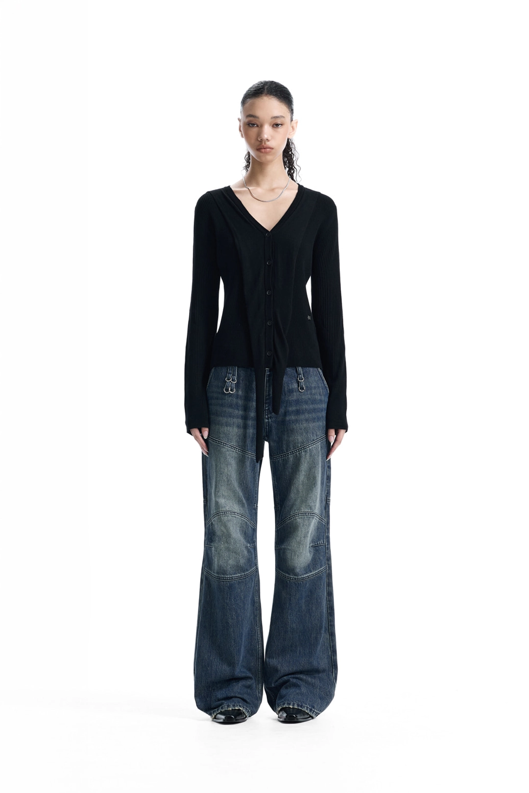 트리밍버드 V-Neck Scarf Knit Cardigan [ Black ] 상품 이미지 2