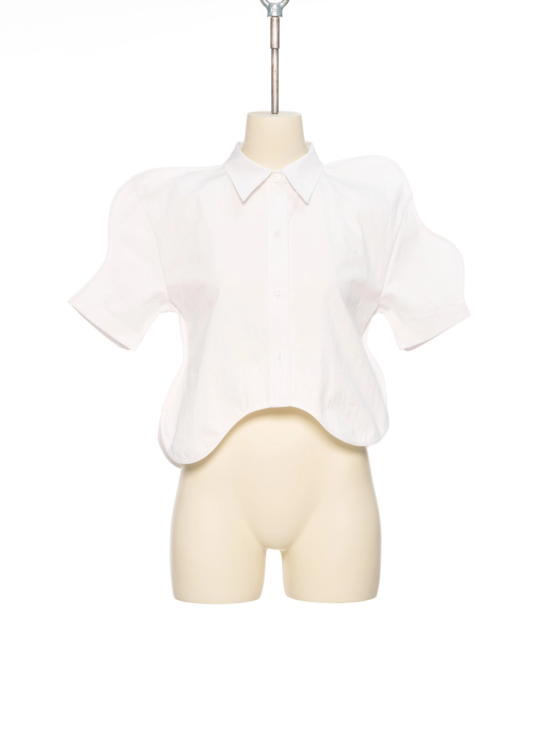 푸쉬버튼 SS26 WHITE WAVY SHIRT 상품 이미지 1