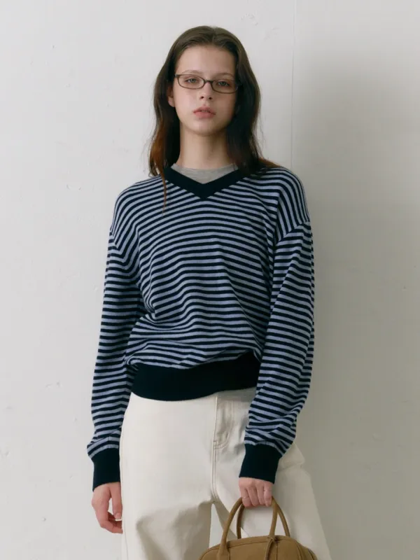 Wool Blended V-Neck Pullover Navy Stripe