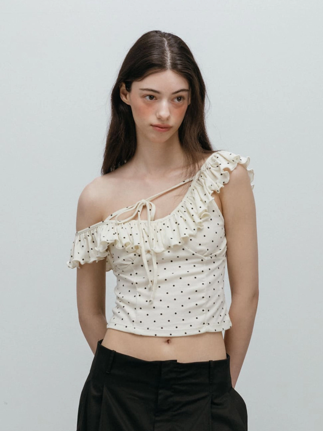 모이페어 DOT WAVE SLEEVELESS / IVORY 상품 이미지 3